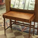 827 5369 DRESSING TABLE